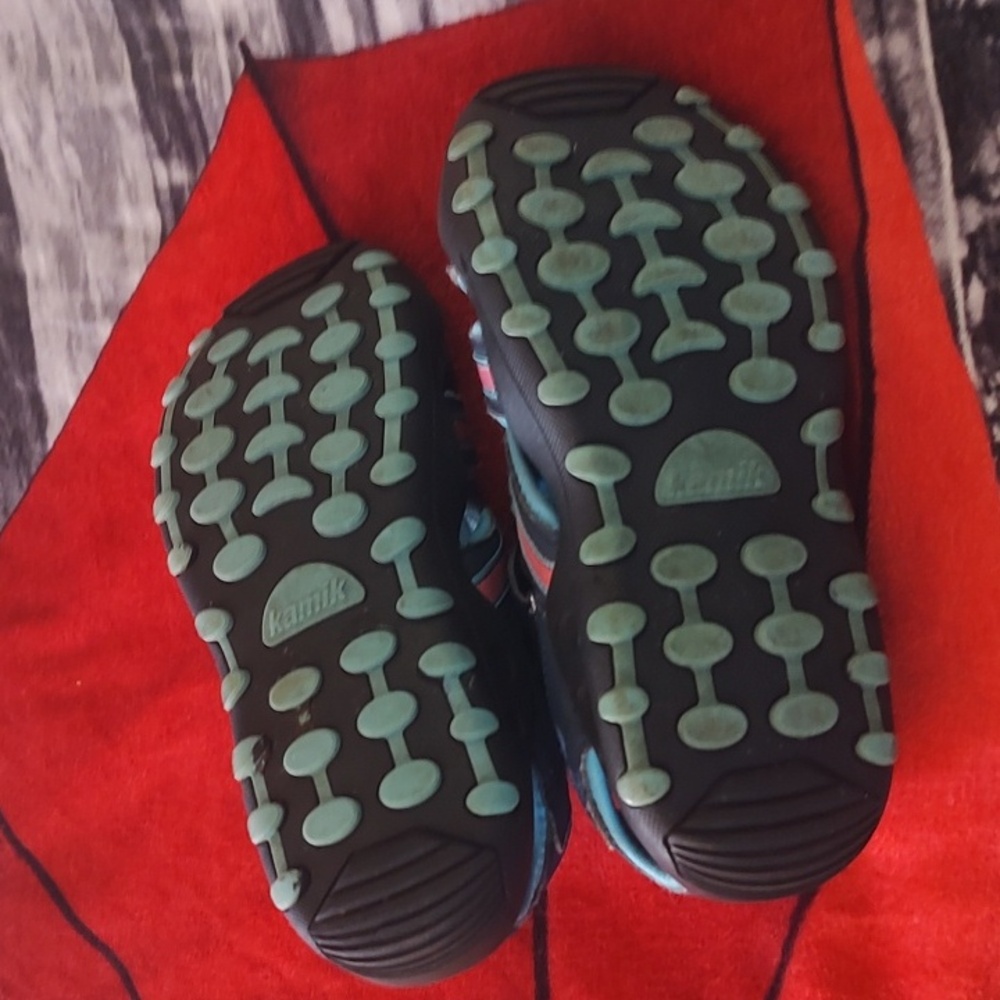 Kamik Shoes - Picture 9 of 10